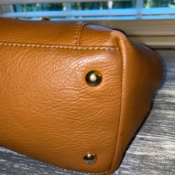 Michael Kors leather shoulder handbag tote. Used. - Picture 10 of 14